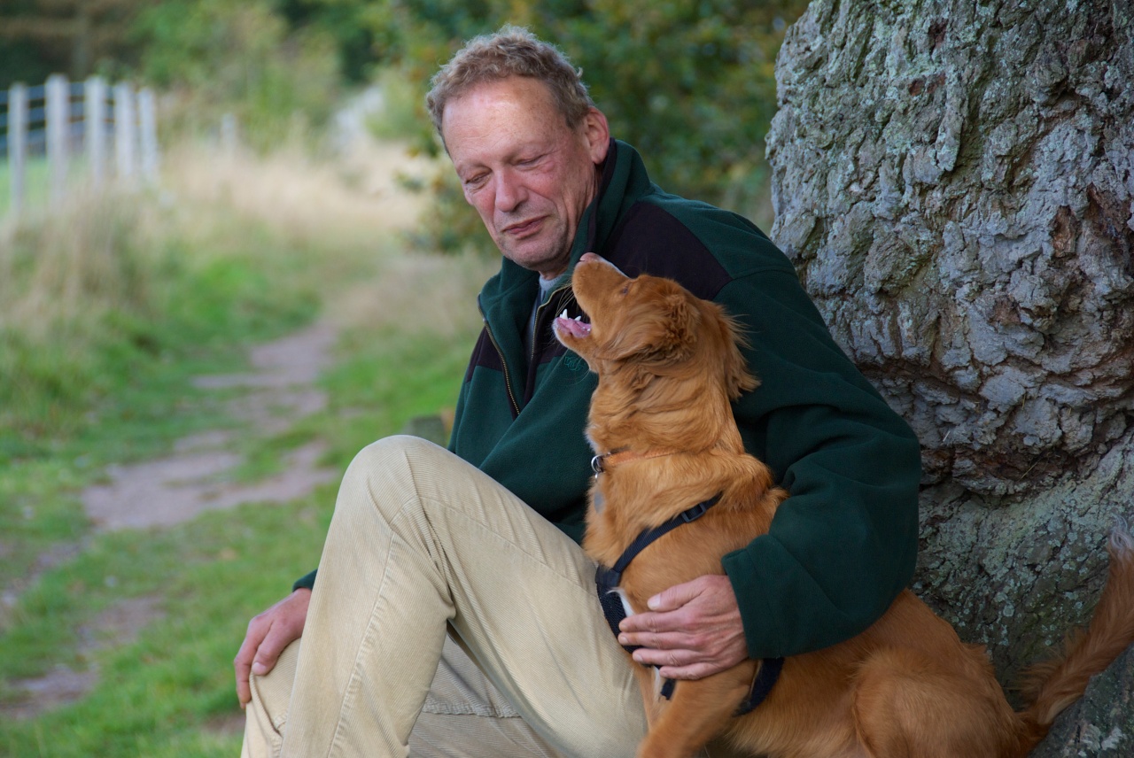 Klausbernd Vollmar with a dog, Felbrigg, Norfolk, Foto: Hanne Siebers DSC_0044